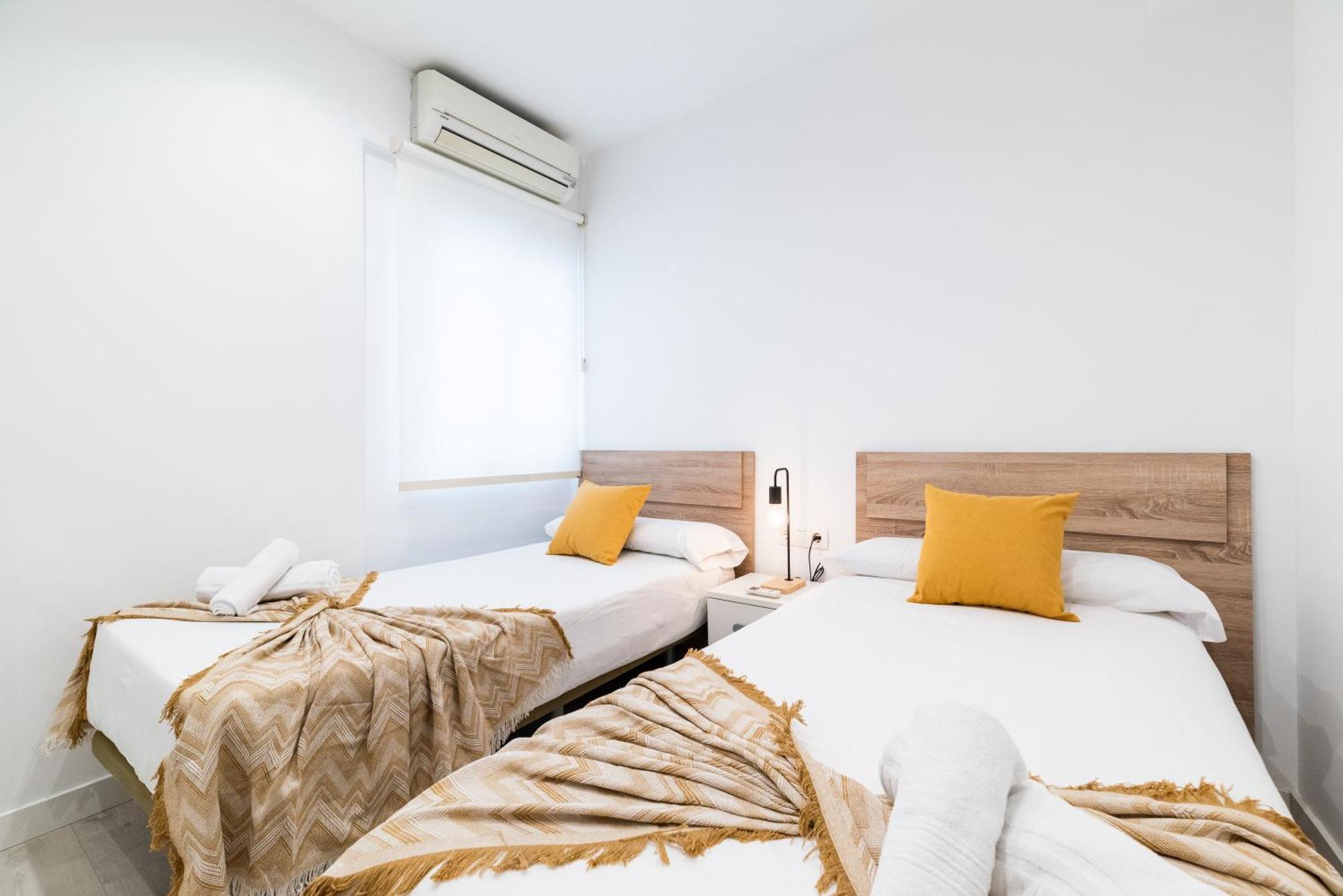 Wekey Homes Granada, Elvira Suites Centro Extérieur photo